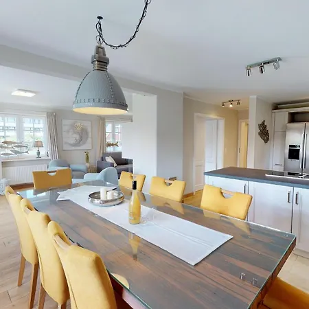 Bi Stroen Holiday home Wenningstedt-Braderup